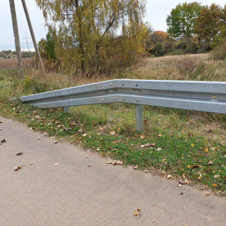 Absenkwinkel mit Profil B, rechter Fahrbahnrand, für Leitplanken